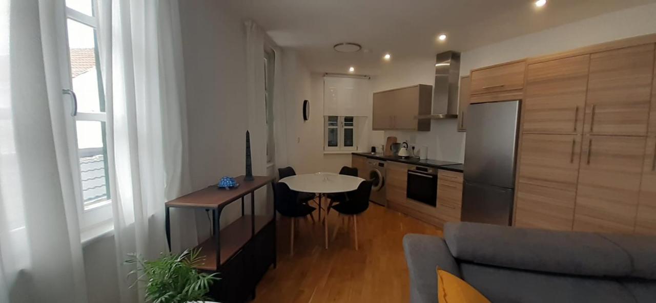 Old Town Brand New Studio Apartman Gibraltár Kültér fotó